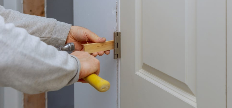 fiberglass entry door repair in Hollywood