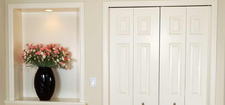 residential closet door repair in Hollywood